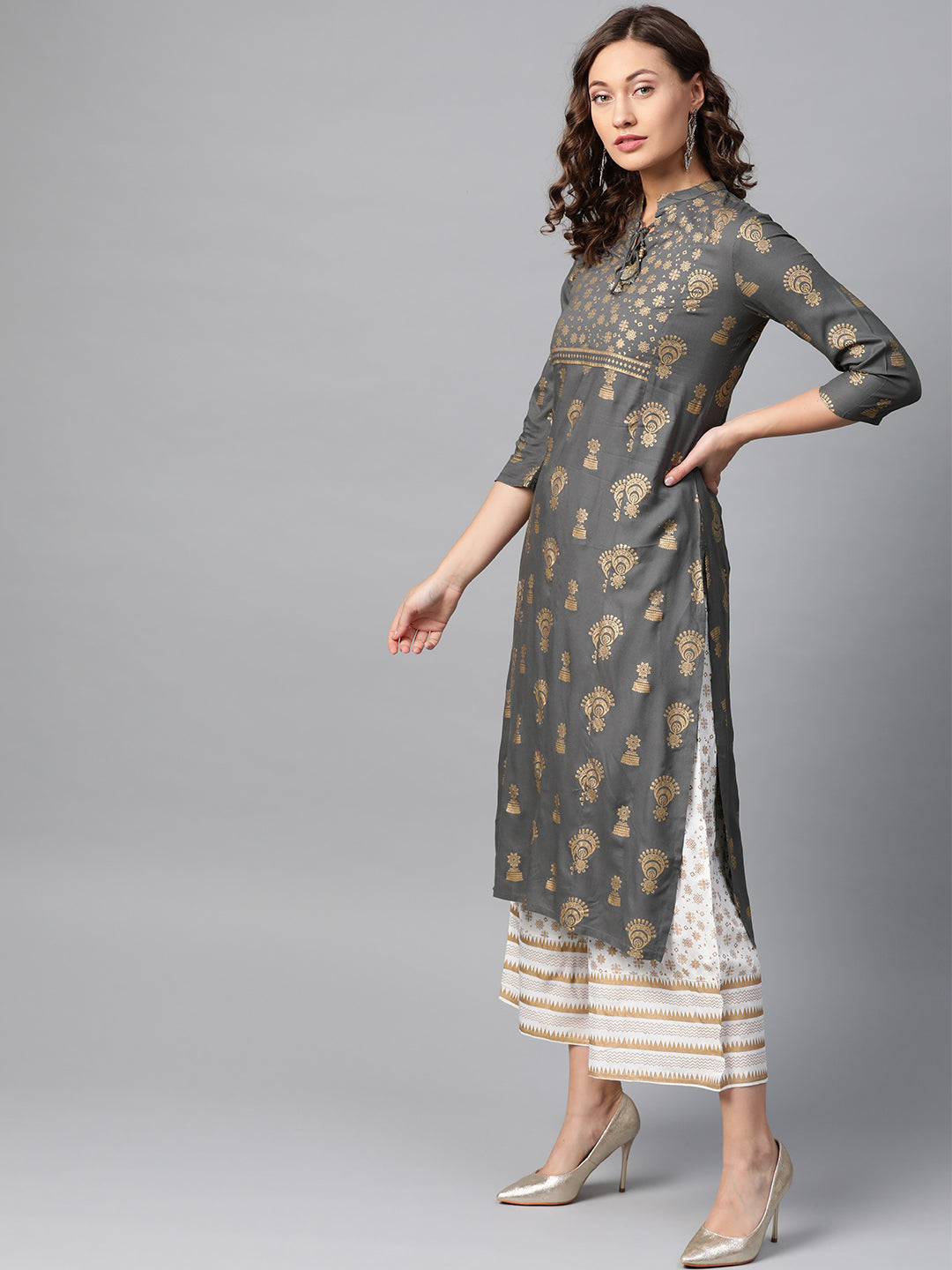 Anubhutee Women Grey  Off-White Foil Print Kurta with Palazzos