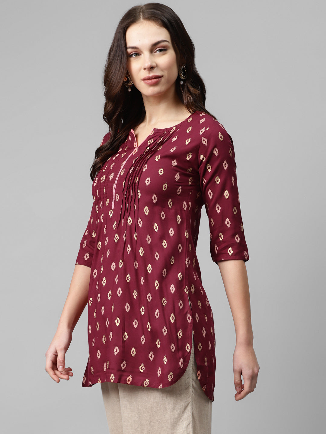 Anubhutee Women Maroon  Beige Printed Straight Kurta