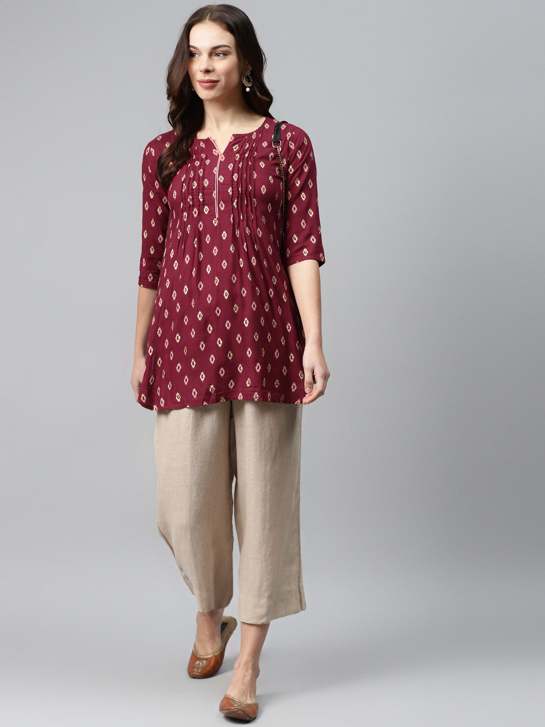 Anubhutee Women Maroon  Beige Printed Straight Kurta