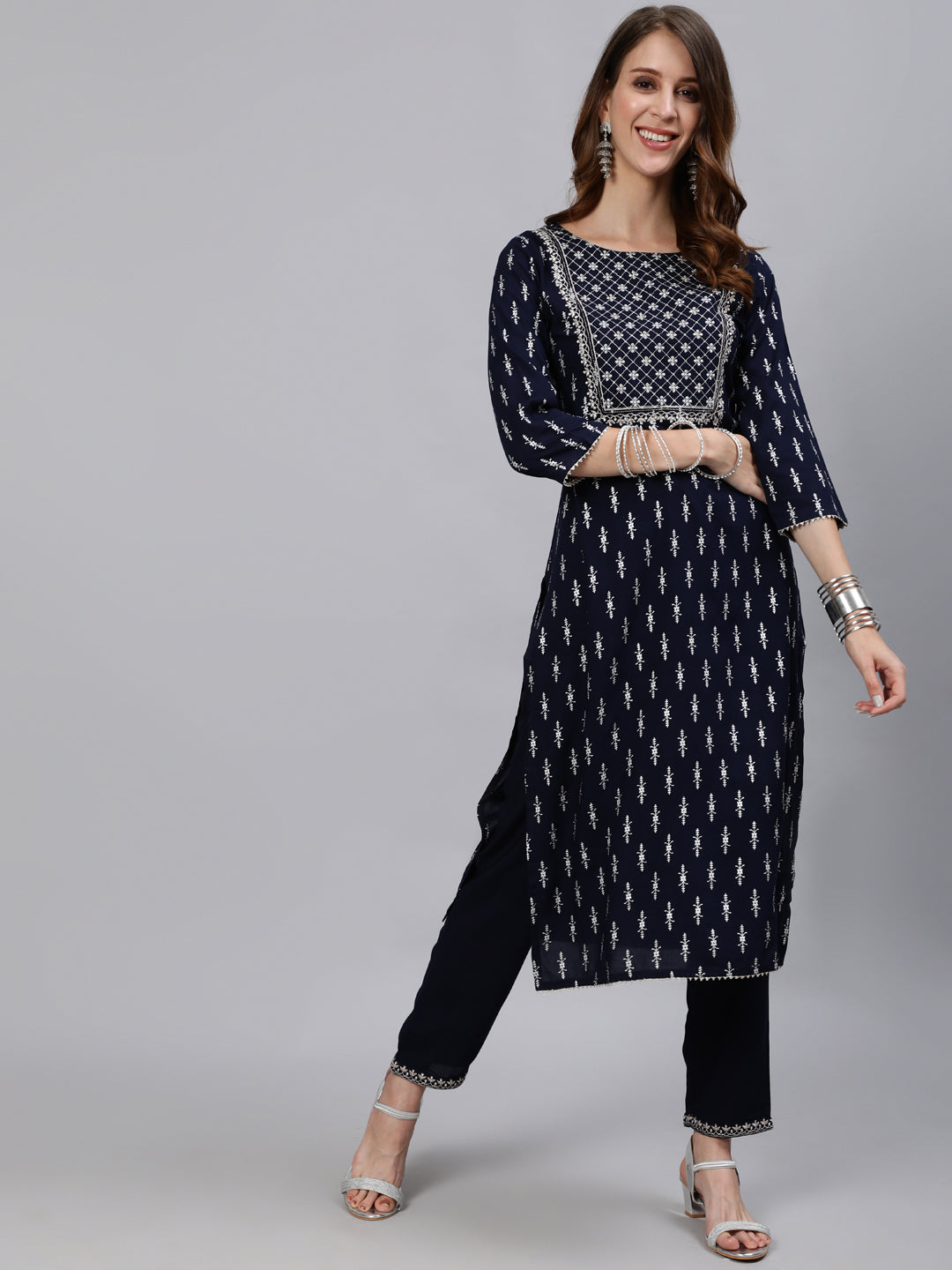 Anubhutee Women Black Printed Regular Kurta with Trousers