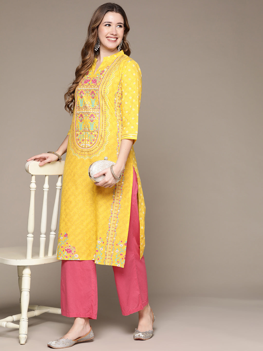 Anubhutee Women's Yellow Printed Thread Work Kurta