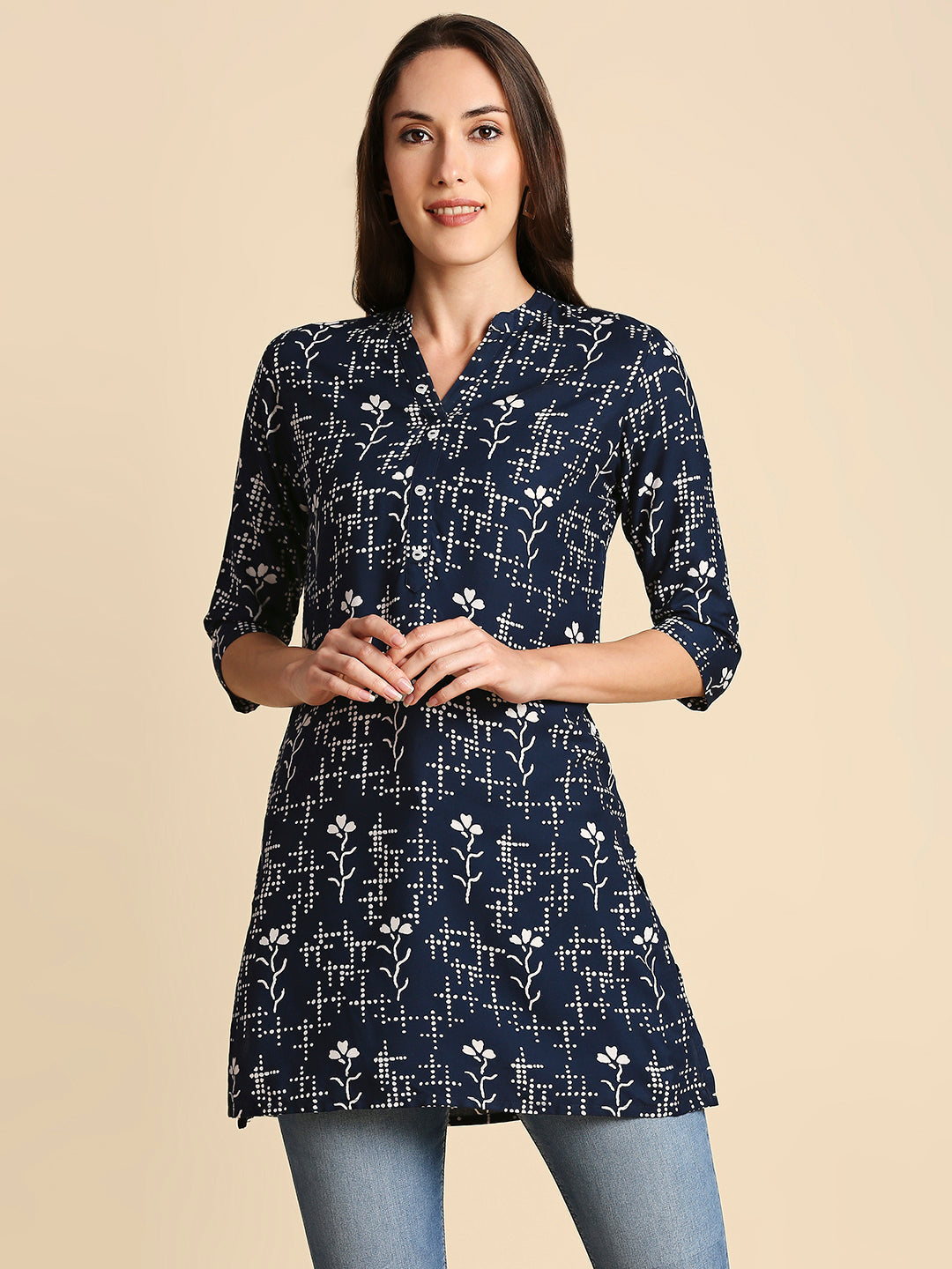 Women's Navy & White Printed Straight Kurti